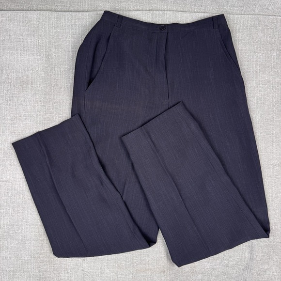 Larry Levine Pants - Larry Levine – Size 6P Black Pants